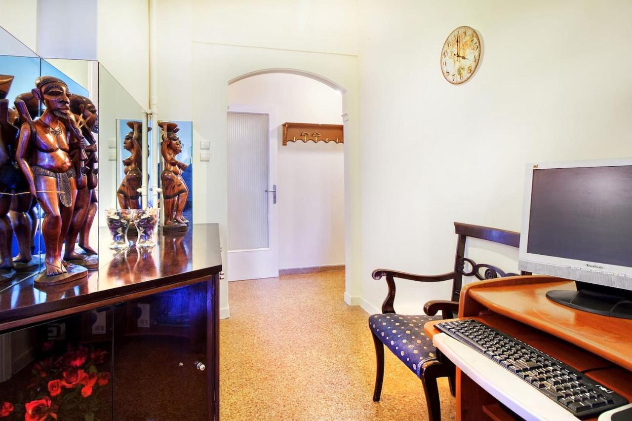 Spacious Flat Near Ampelokipoi Metro Station Athene Buitenkant foto